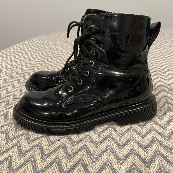 Gotta Flurt Luna Black Patent Combat Boots Girls Sz 4 - Picture 7 of 8